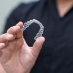 Straight Teeth Without the Metal: Why Simply Clear Aligners Are a Popular Choice for Adults